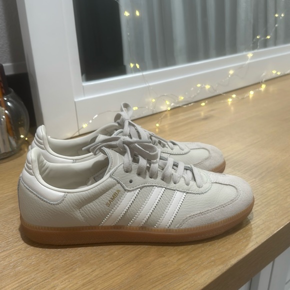 Sambas, size 7 mens, OG ´Aluminium Gum´